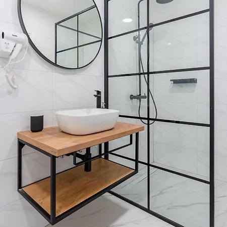 & Klemenc Apartamento