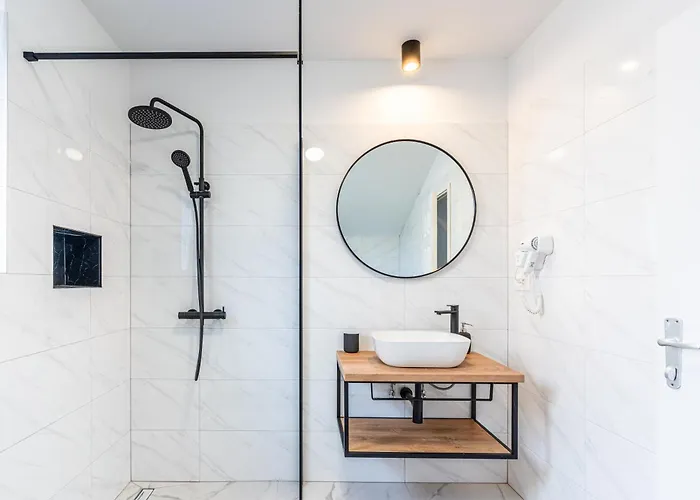 Apartamento & Klemenc