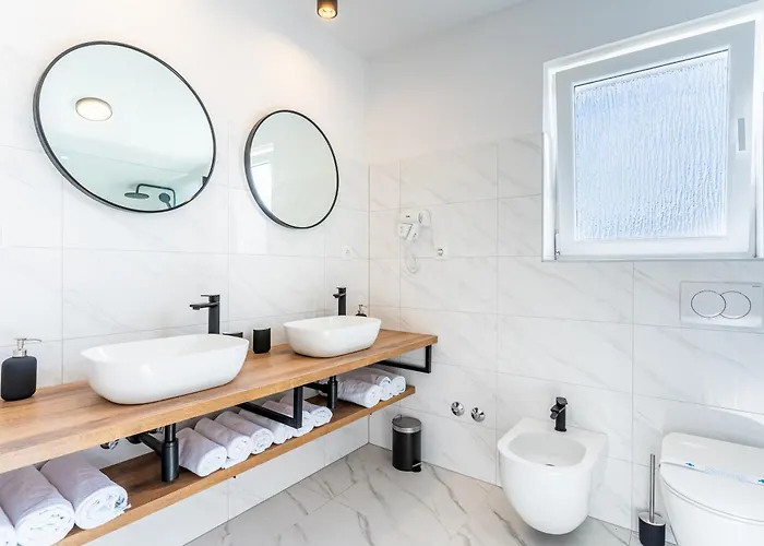 Apartment Apartments&rooms Klemenc Cres